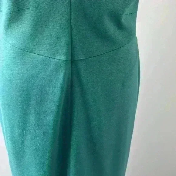 Escada green v-neck and v-back midi knit dress size 42 (US size 12) - Picture 6 of 8